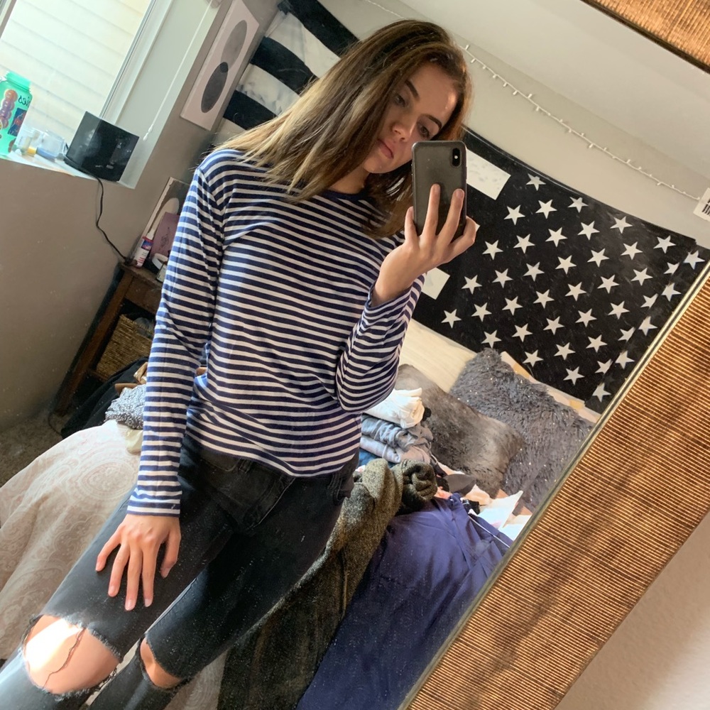 Blue and white striped tee